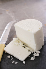 fresh goats cheese