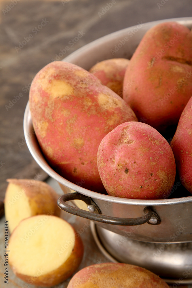 Sticker preparing fresh potatoes