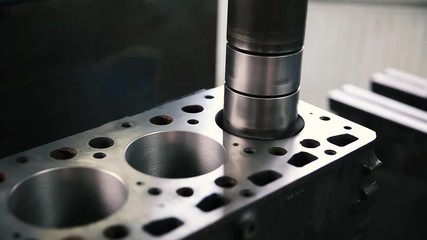 grinding and drilling cylinder head