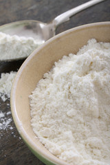 Fototapeta na wymiar wheat flour in dish