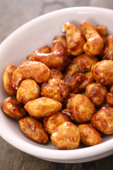 flavoured caramelised mixed nut snacks