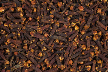Dry cloves