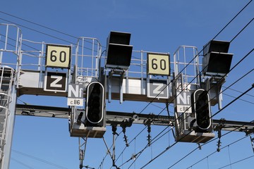 Obraz premium Signalisation ferroviaire française Chemin de fer Bordeaux gare Saint Jean