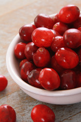 preparing fresh cranberries