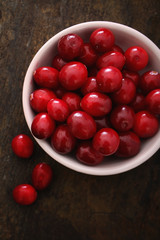 preparing fresh cranberries