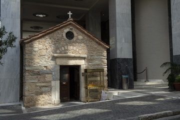 Orthodoxe Kapelle "Agia Dynamis" im Stadtzentrum von Athen, Griechenland 