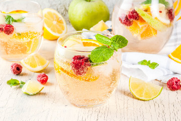 Summer cold sangria