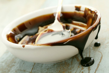 molasses treacle in dish