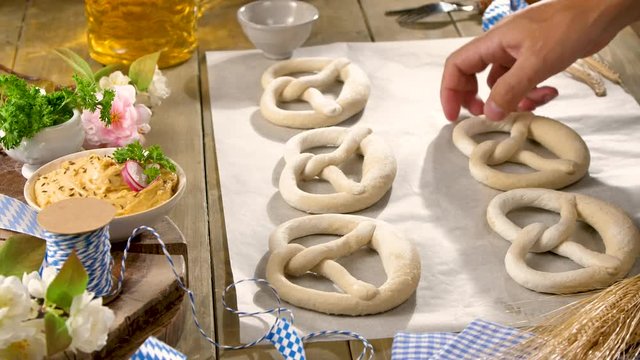 Bayerische Spezialit&auml;ten Video