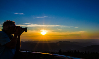 Traumhafter Sonnenuntergang im Schwarzwald Hohloturm Kaltenbronn