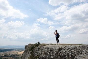 Obraz premium Podróże, wolność, wakacje, trekking, piesze wycieczki