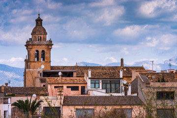 Fototapeta na wymiar Kirche in dem Dorf Algaida, Mallorca