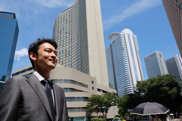 笑顔のビジネスマン