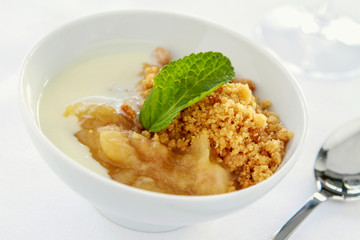 deconstructed apple fruit pie dessert