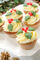 decorated cup cakes
