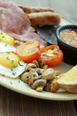 traditional cooked full English breakfast