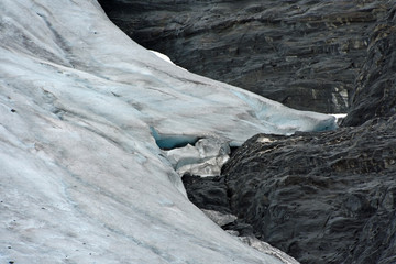 Worthington Glacier adjacent to Thompson Pass in southeastern Alaska