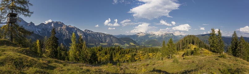 Alpenpanorama. Landscape in the Alps. Berglanschaft im Sommer. - obrazy, fototapety, plakaty