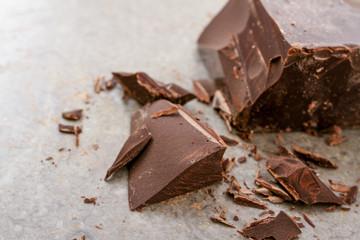 loose chocolate pieces