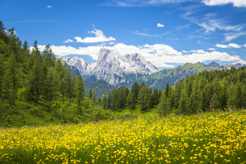Obraz premium Alpine landscape in the Dolomites, Italy. 