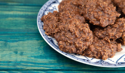 No Bake Chocolate Peanut Butter and Oat Cookies