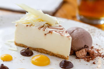 cheese cake plated dessert
