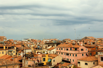 Fototapeta na wymiar Panoramic and scenic view of the roofs of Venice
