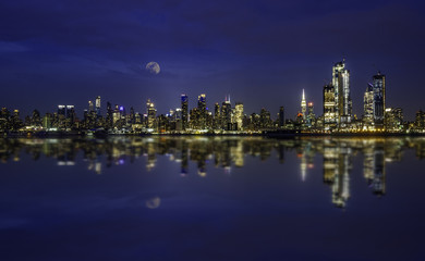Fototapeta na wymiar Manhattan Skyline at Blue Hour