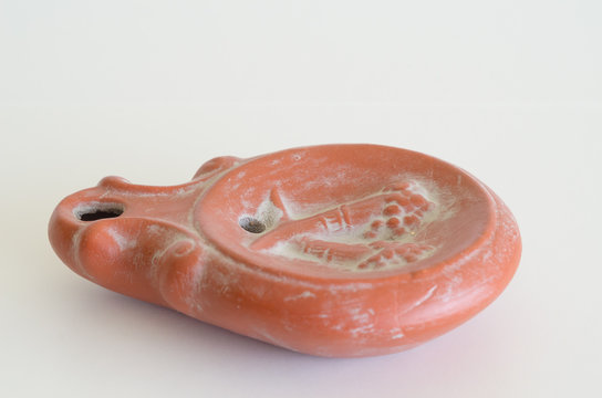 R&eacute;plica de Lucerna de &eacute;poca romana