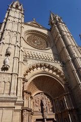 Fototapeta na wymiar Catedral La Seu in Palma