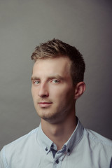 Obraz premium Portrait of a smart serious young man