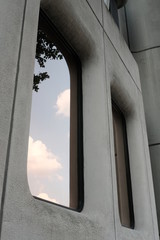 Moderne Architektur in Beton und Glas