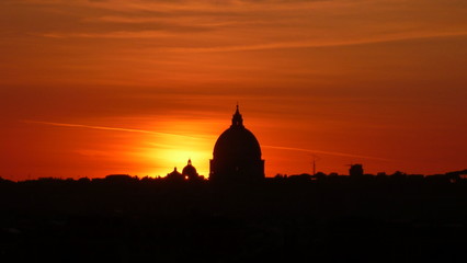 Fototapeta na wymiar Coucher de soleil sur Rome