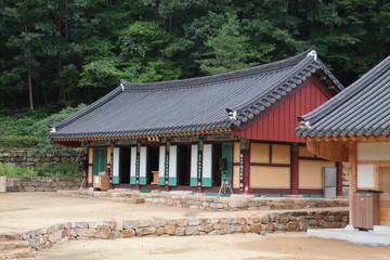 Fototapeta na wymiar Daejeonsa Buddhist Temple