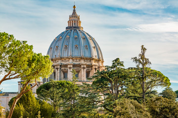 Fototapeta na wymiar Saint Peter's Basilica in Vatican