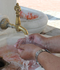 Fototapeta premium Wash your hand with soap for 20 seconds.