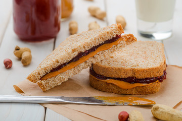 Healthy sandwich and peanuts