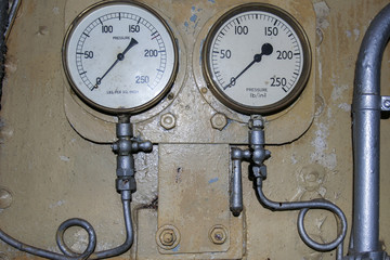 07/15/2018 Douranenez France. Vintage dial on old boat in Douarnenez Harbor © jefwod