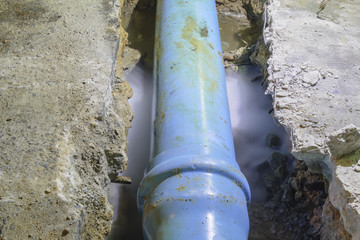 water pipe 300 mm broken at under diameter pvc 13.5 class by point load