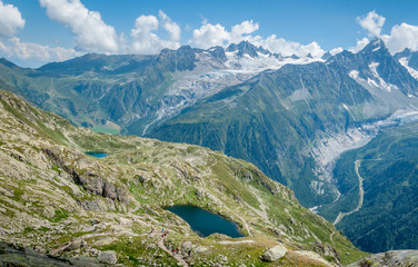 Lac des Chéserys dans la vallée de Chamonix © jasckal