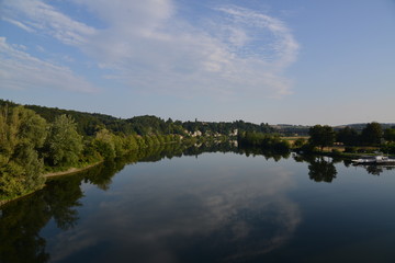 Fototapeta na wymiar Gleise Eisenbau Donau Brücke