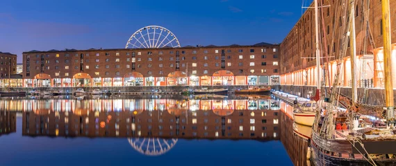 Foto auf Acrylglas Stadt am Wasser Albert Dock Liverpool England