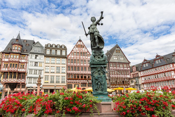 Fototapeta na wymiar Frankfurt old town