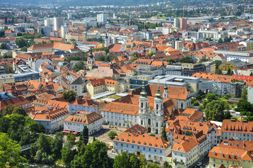 Fototapeta na wymiar Miasto Graz - panorama