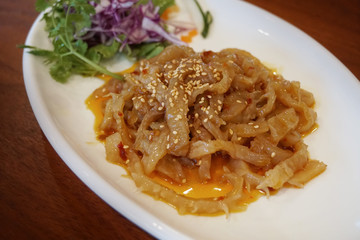 sesame oil jellyfish chinese appetizer food