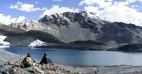 Laguna de Pastoruri nevado en Huaraz Peru