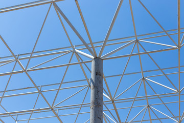 Fototapeta premium modern building roof under blue sky