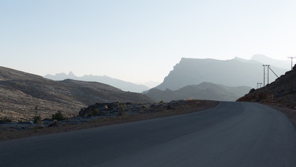 Canyon und Wüste im Oman