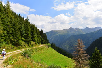 Fototapeta na wymiar Kappl im Paznauntal Tirol 
