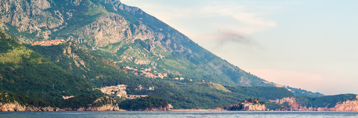 Obraz premium Adriatic sea coast in Montenegro, view on Sveti Stefan island, nature landscape